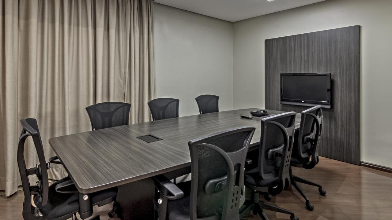 Hotel Deville Express Cascavel Cascavel  Εξωτερικό φωτογραφία