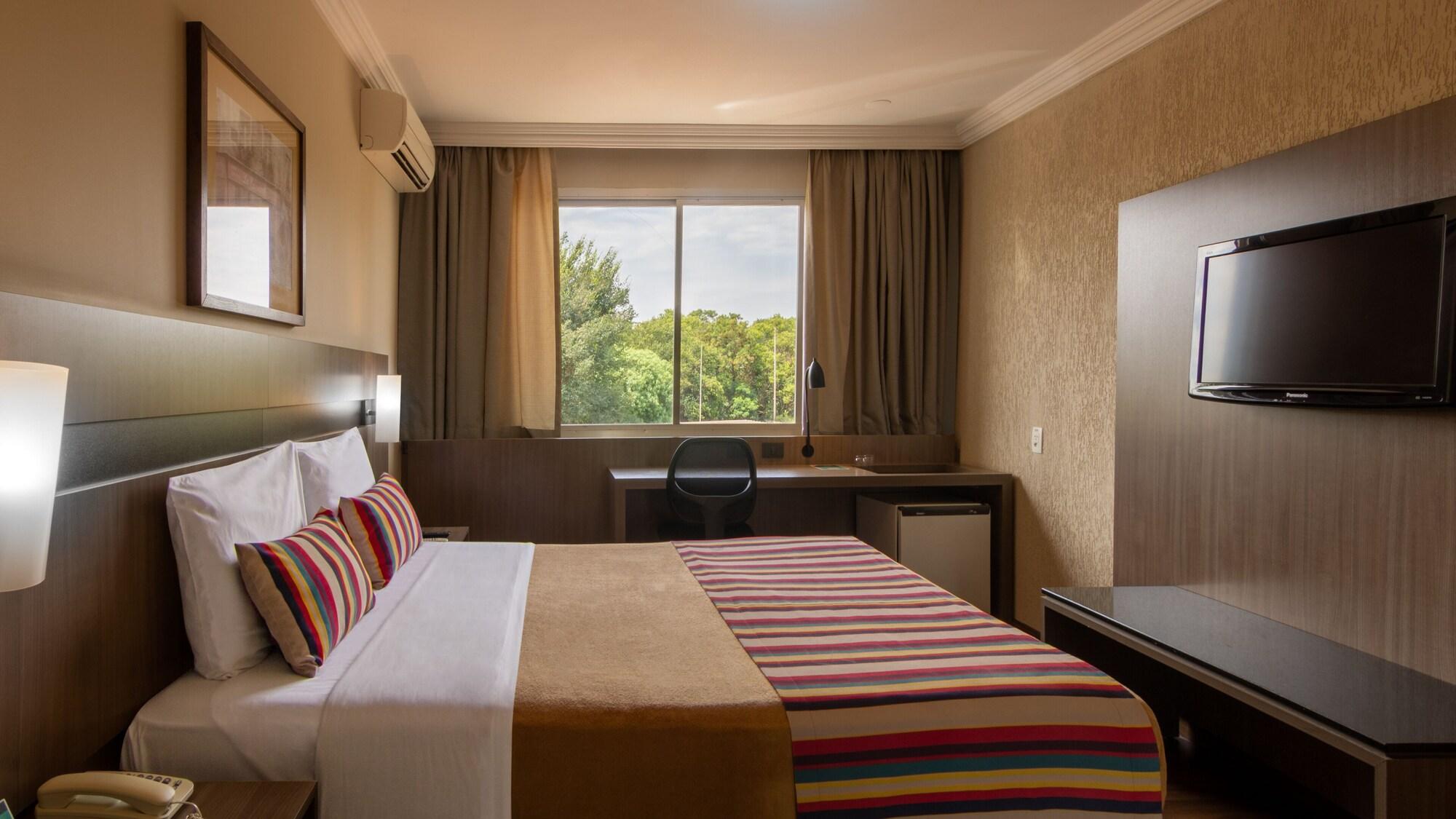 Hotel Deville Express Cascavel Cascavel  Εξωτερικό φωτογραφία